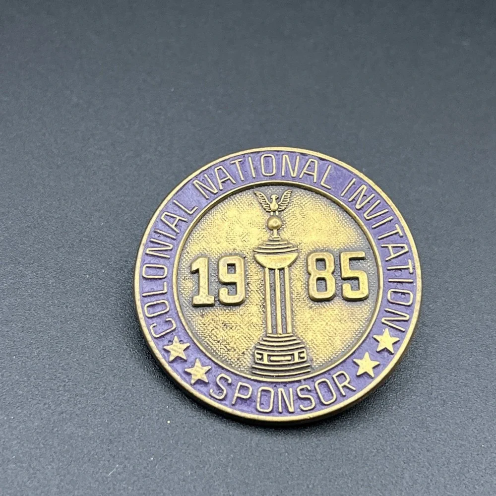 1985‎ Colonial National Invitation PGA Golf Sponsor Badge Pin